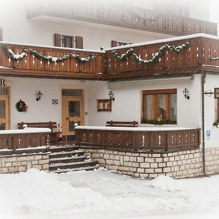 Hotel Due Spade Фольгария Экстерьер фото