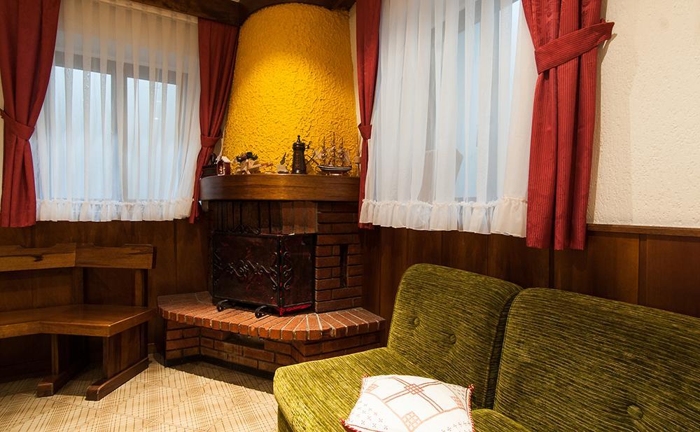 Hotel Due Spade Фольгария Экстерьер фото