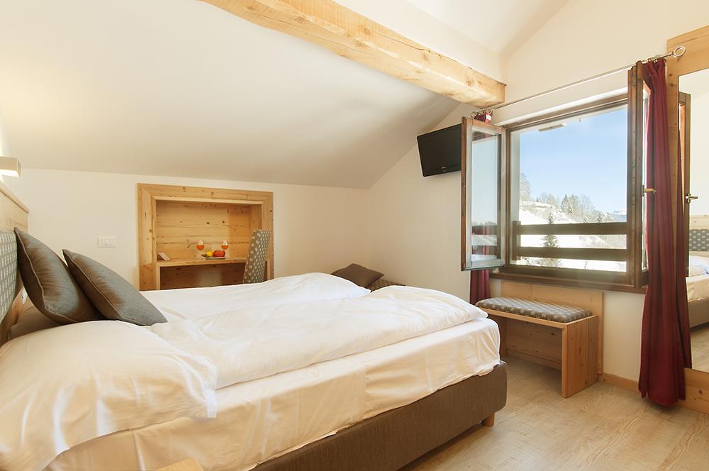 Hotel Due Spade Фольгария Экстерьер фото