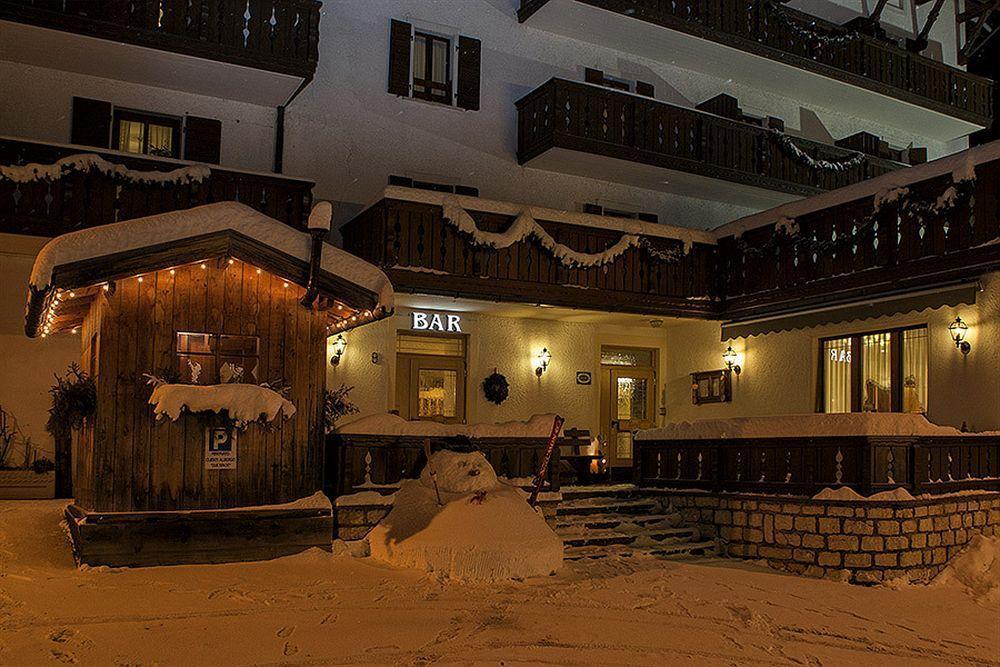 Hotel Due Spade Фольгария Экстерьер фото